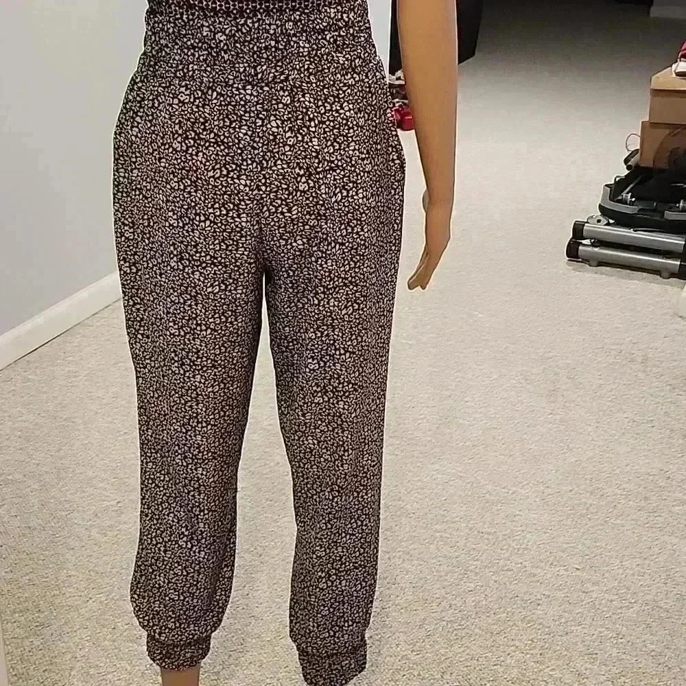 Pants - Picture 6 of 8